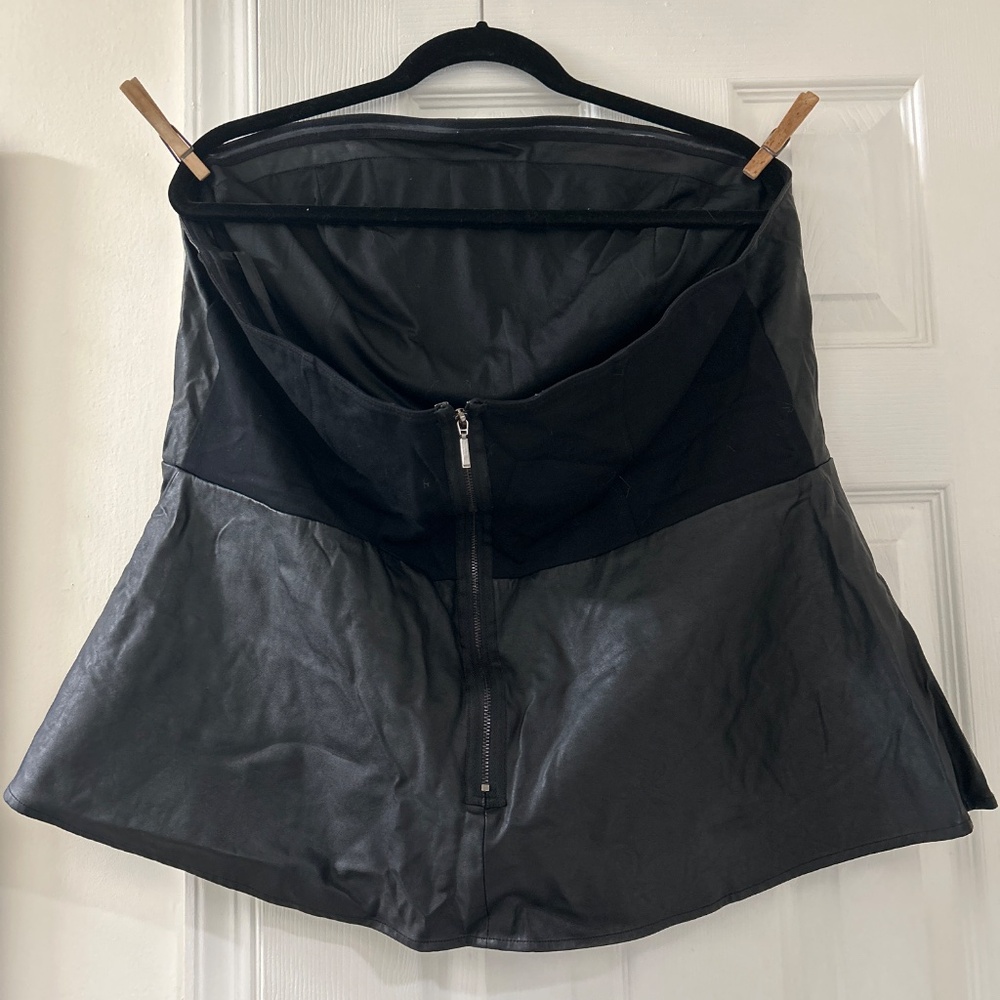 Faux Leather Peplum Strapless Top - Picture 2 of 3